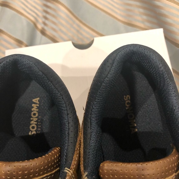 Boys sneakers - Picture 6 of 8